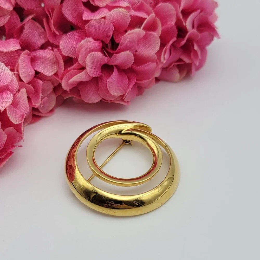 Vintage Signed MONET Gold Tone  Brooch Double Circle Open Work 39 mm Modernist
